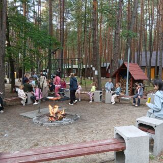 Bogutki przy ognisku w Janowie Lubelskim